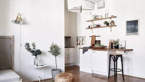 标题：30㎡也能拥有吧台？不占客厅不牺牲餐桌，花1000元我把“深夜食堂”搬回了家